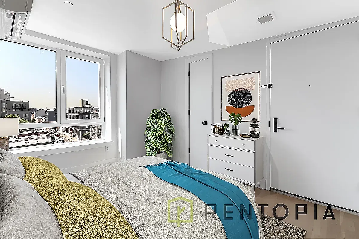 438 Union Avenue — Photo 2