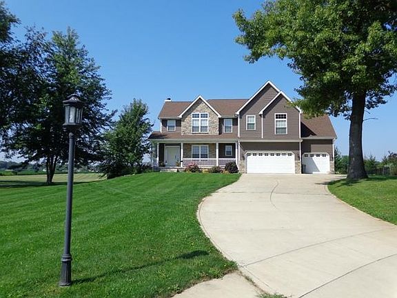 2nd image of 180 E Arthur Ln