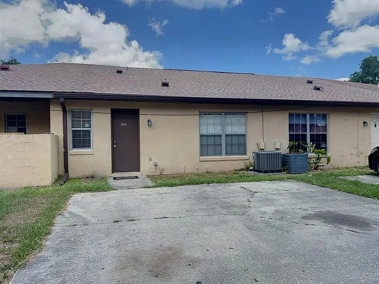1421 Sophie Blvd — Photo 15