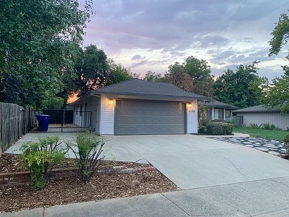 3rd image of 4256 Pasatiempo Ct