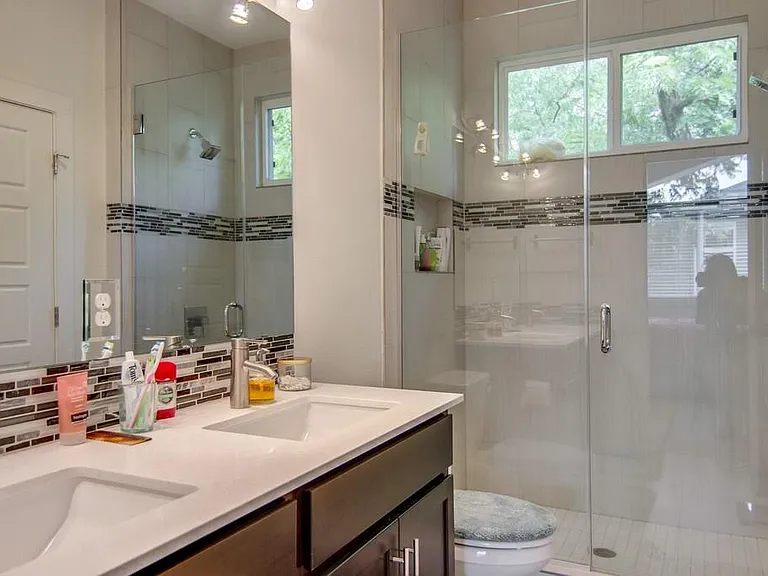 1702 W Saint Johns Ave #B — Photo 19