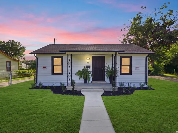 215 Westway Dr, San Antonio, TX 78225