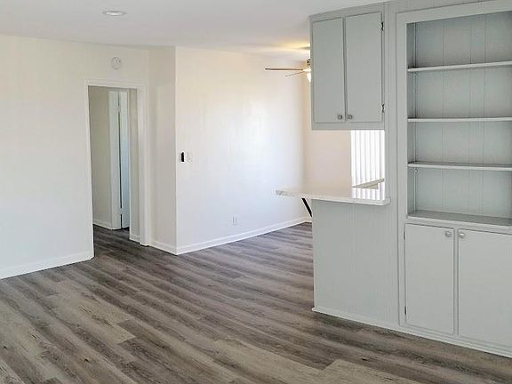 4th image of 4246 Swift Ave APT 4