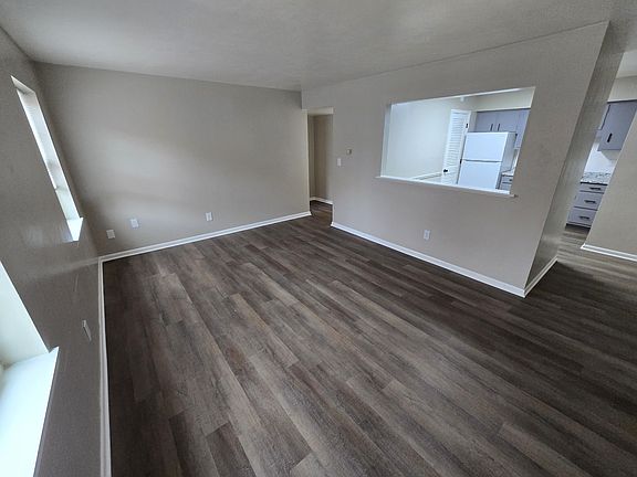 3rd image of 2627 Westover Ave SW #8