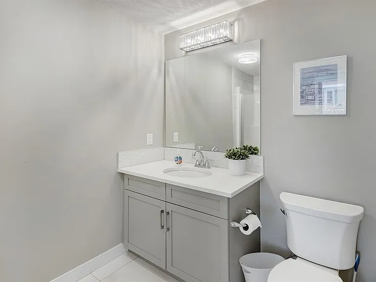 32 Varsity Estates Cir NW #102 — Photo 24