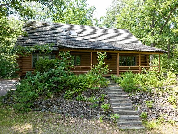 2nd image of W 8699 Pond View Drive Drive