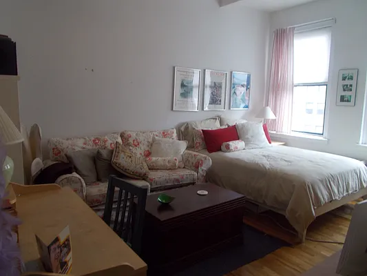Rented by Pink Stone Realty LLC | media 1