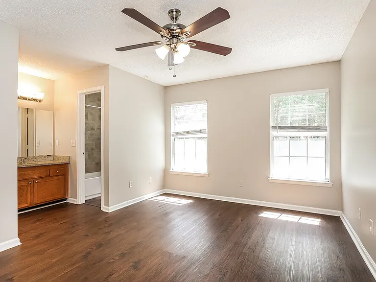 7810 Spring Branch Dr S — Photo 10