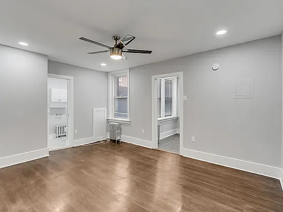 1 bed, 800 sqft, $1,350 — Photo 3