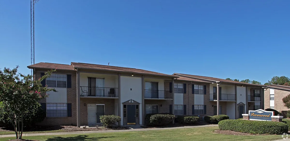 Building Photo - Ravenwood Hills