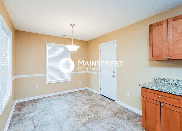 7206 Ravenwood Ln — Photo 6