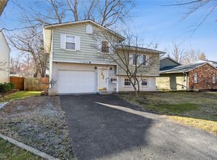 6016 Harrison St, Mentor, OH 44060