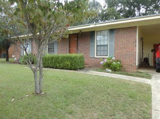 204 Deerfield Dr, Enterprise, AL 36330