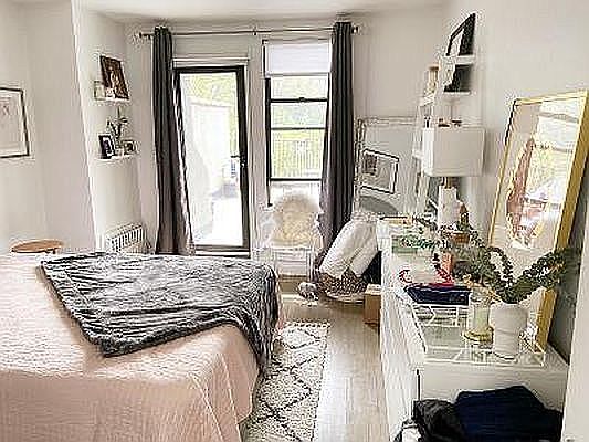 2nd image of 246 10th Ave #5C