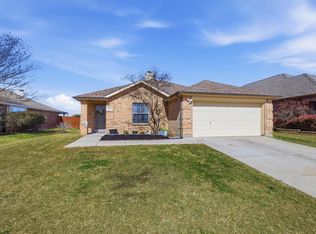 1508 Dun Horse Dr, Haslet, TX 76052