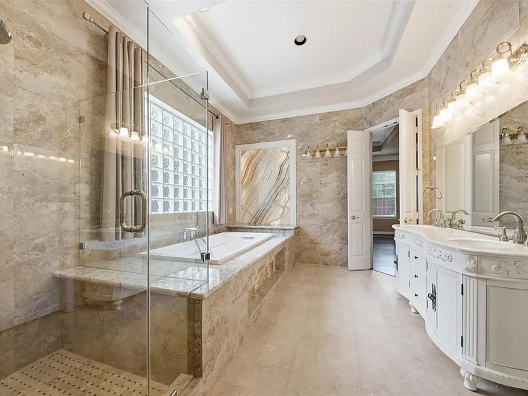 17 Ambleside Crescent Dr — Photo 22