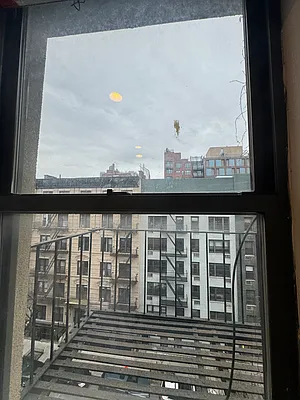 Rented by SIMPLR | media 2