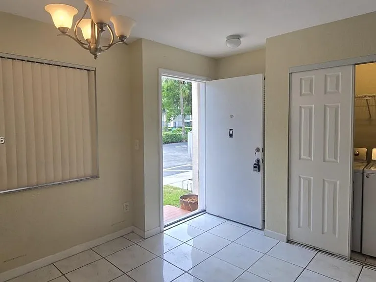 9092 NW 40th St #4 — Photo 3
