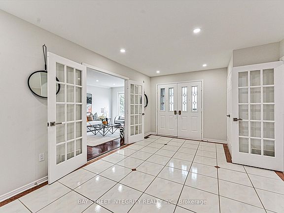 3rd image of 12 Greystone Rd