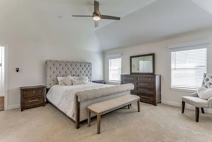 861 Highlands Ave — Photo 3