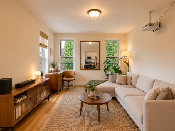 955 Seneca Ave #3R, Ridgewood, NY 11385