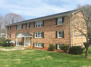 6139 Darby Rd, Roanoke, VA 24012