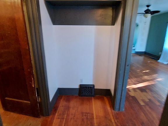 2nd image of 417 S 39th St #1