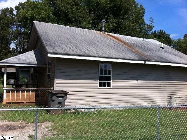 2nd image of 112 Odom Cir
