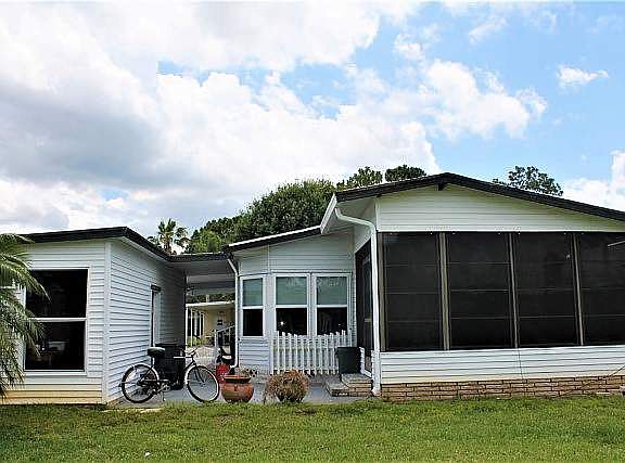 2nd image of 457 E Trevino Cir