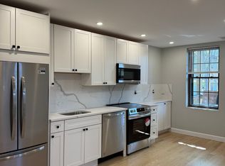 59 Hawthorne St APT 3, Chelsea, MA 02150
