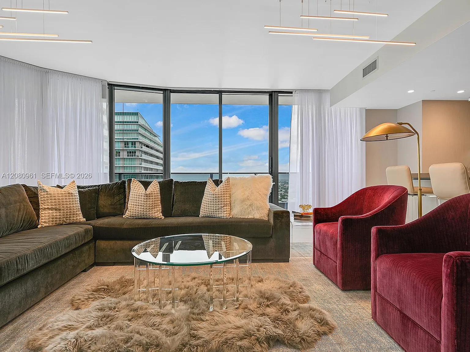Brickell Flatiron Condo — Photo 3