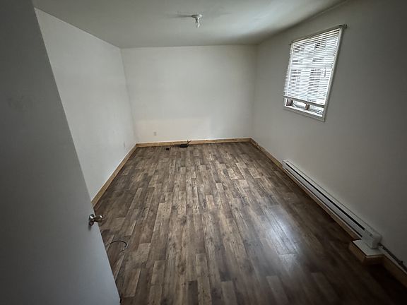4th image of 169 N Grant St #2