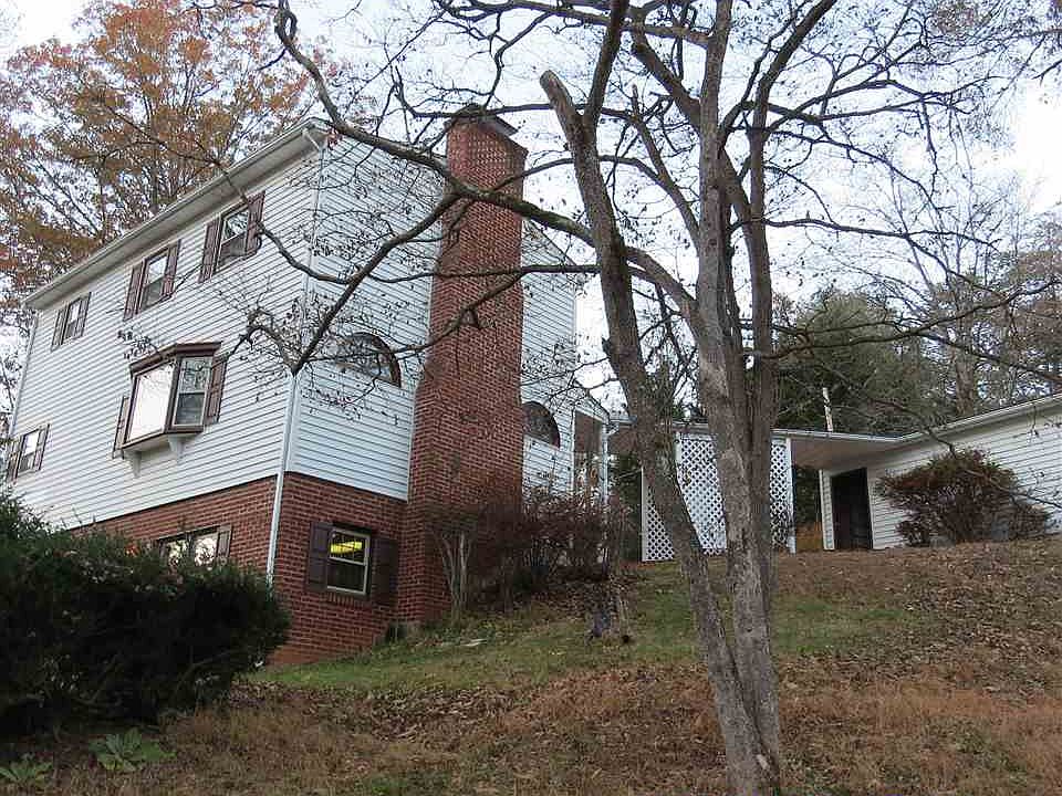 1st image of 180 Laurel Dr