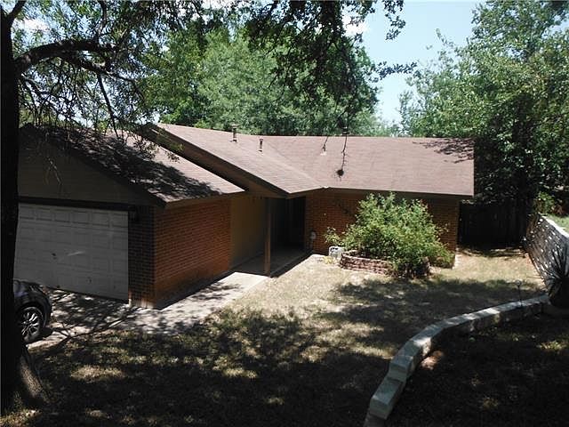 1st image of 3400 Dunliegh Dr
