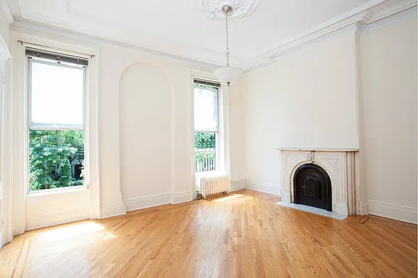Rented by Stribling | media 7