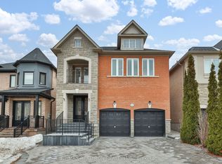 33 Ravel Dr, Vaughan, ON L4J 8Z2