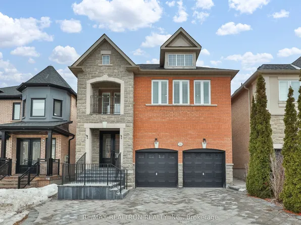 33 Ravel Dr, Vaughan, ON L4J 8Z2