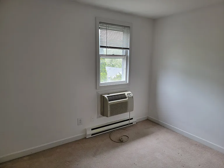 135 W Main St #5 — Photo 20