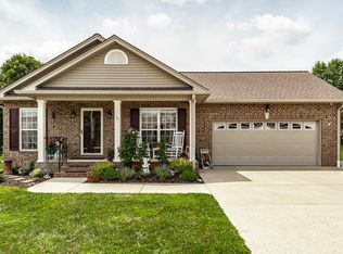 212 Hedgeway Ct, Gallatin, TN 37066