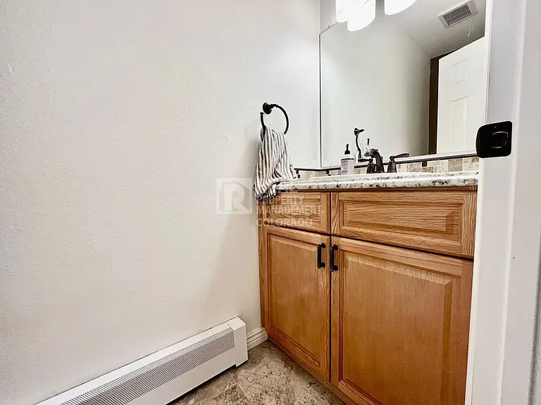 1730 Palm Dr #1 — Photo 8