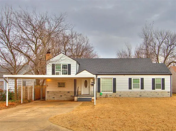 1211 S 19th St, Chickasha, OK 73018