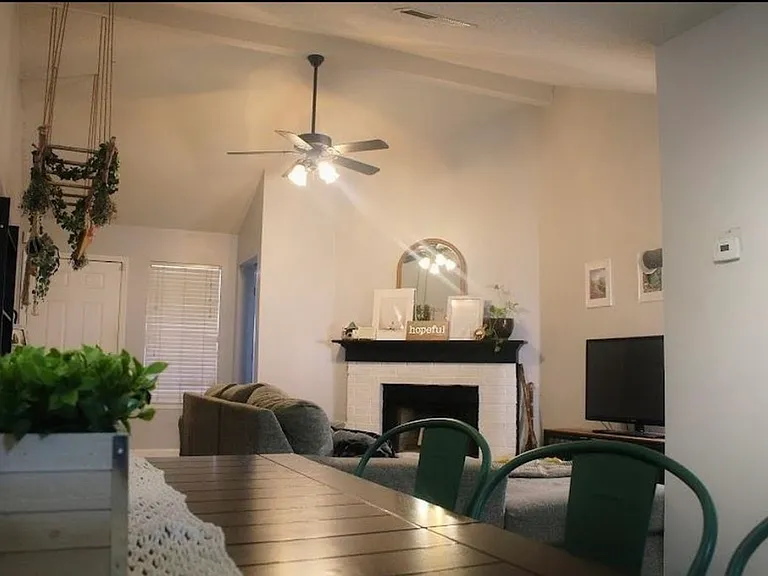 1849 Winship Dr — Photo 20