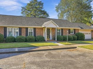 826 Westminster Ln, Kinston, NC 28501
