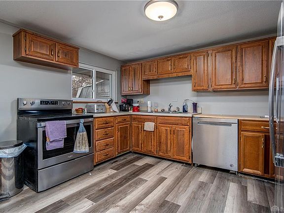 5th image of 645 Skyview Dr