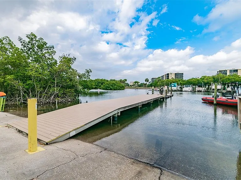900 Cove Cay Dr #5F — Photo 74