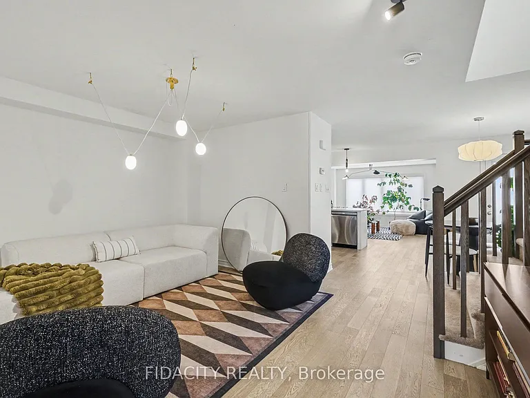 312 Lipizzaner St — Photo 3