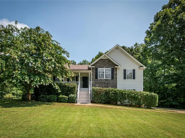 11 Spencer Ct, Dallas, GA 30157