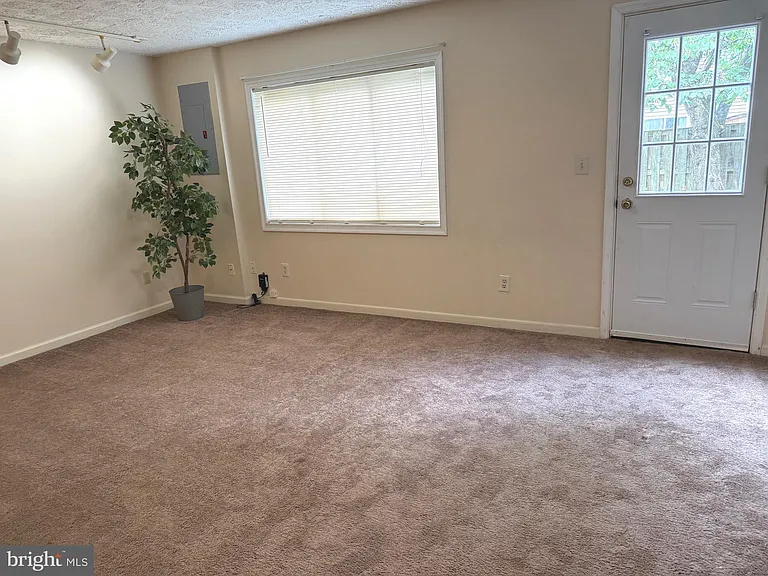 12866 Bison Ct — Photo 14