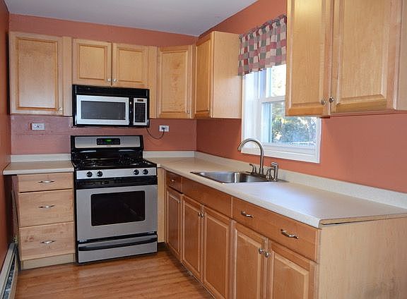 2nd image of 1223 Mildred Ave