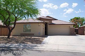 1st image of 3021 E Cherry Hills Pl